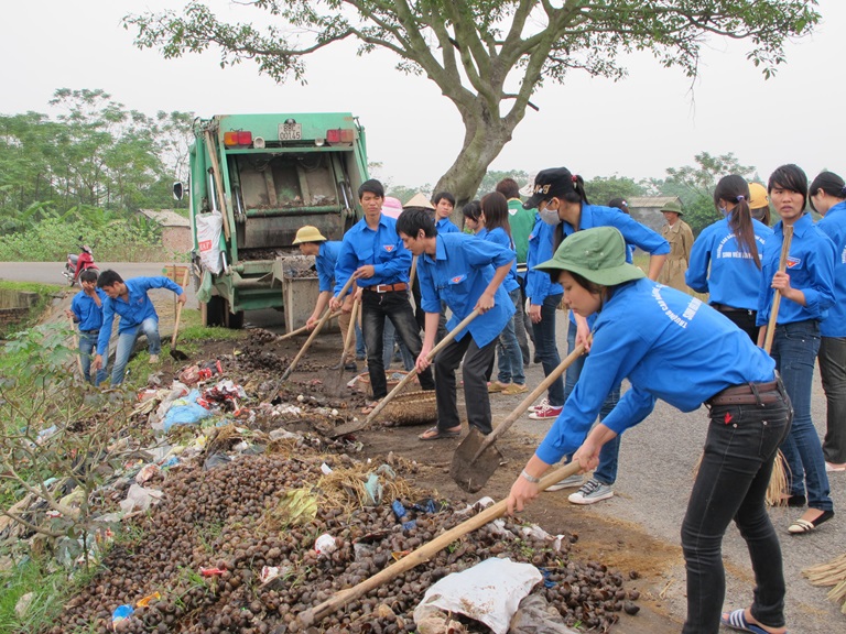 Đắk[-]Lắk:[-]Tuyên[-]dương[-]thanh[-]niên[-]tình[-]nguyện[-]vì[-]cuộc[-]sống[-]cộng[-]đồng